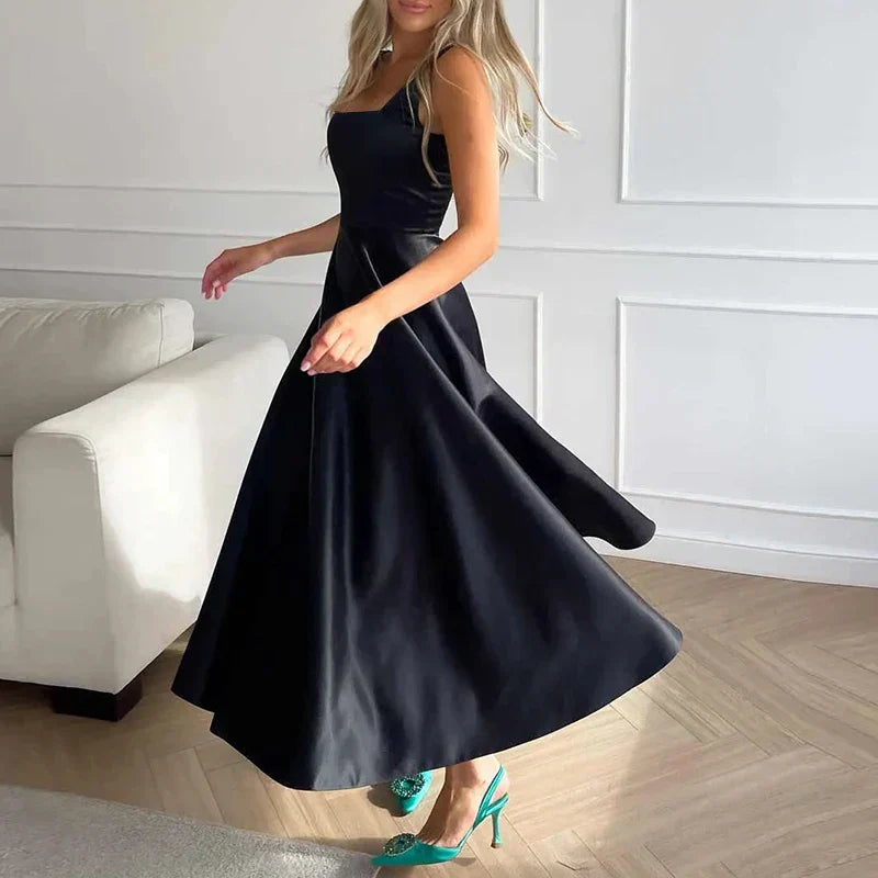 White Wedding Guest Maxi Dress – Elegant and Graceful