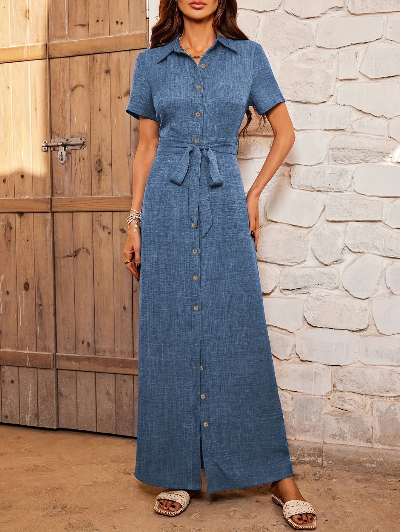 Elegant Single-Breasted Maxi Dress – Flowing and Refined
